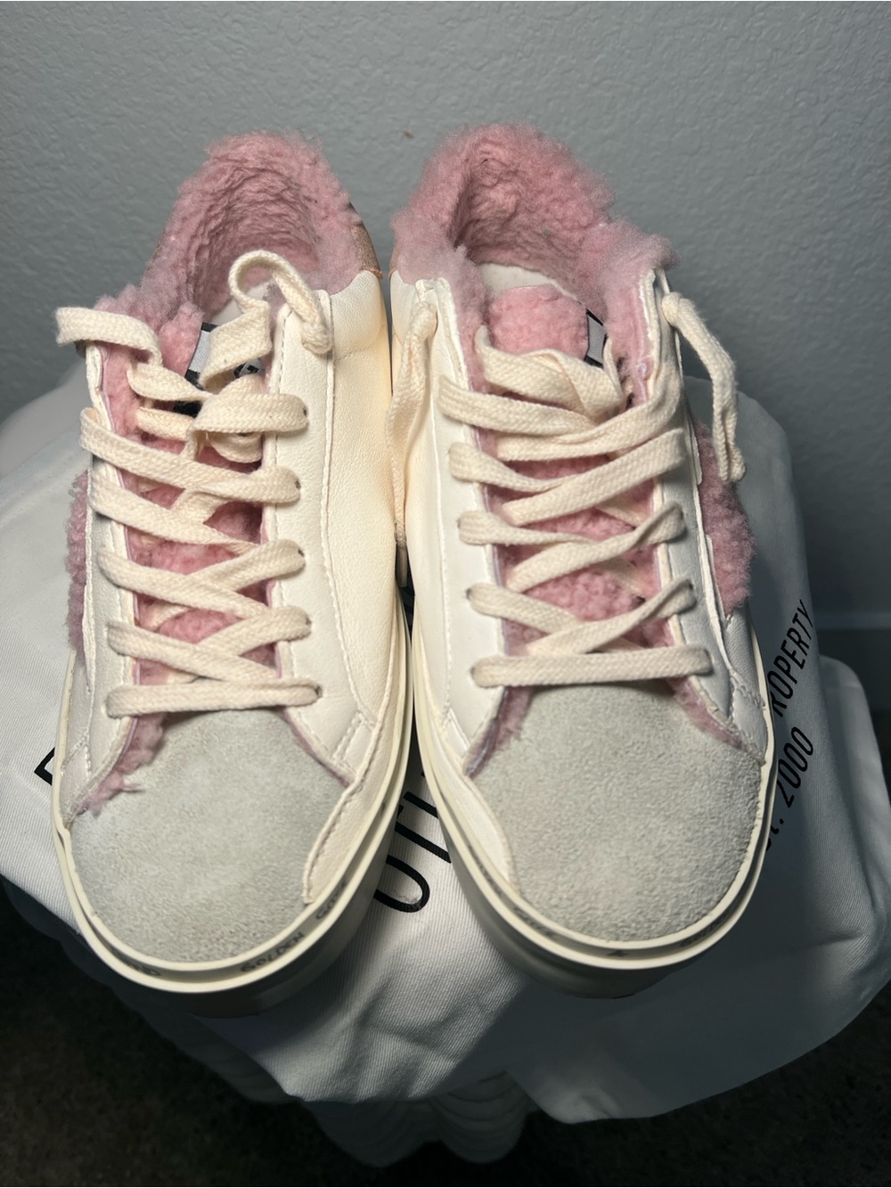 Golden Goose Hi-Star shearling-lined leather suede sneakers - Picture 6 of 15